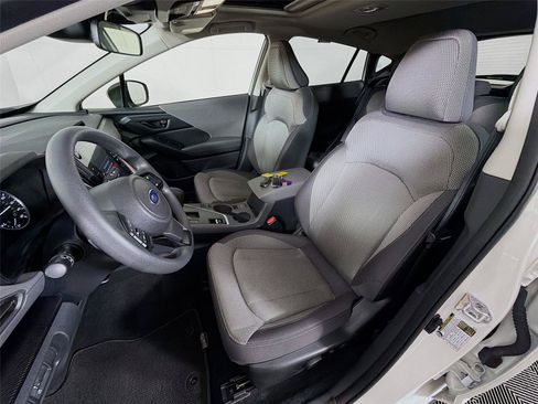 Used 2024 Subaru Crosstrek 2.0i Premium AWD/4WD image 2