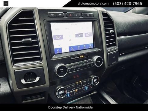 Used 2020 Ford Expedition XLT w/ Equipment Group 202A AWD/4WD image 39