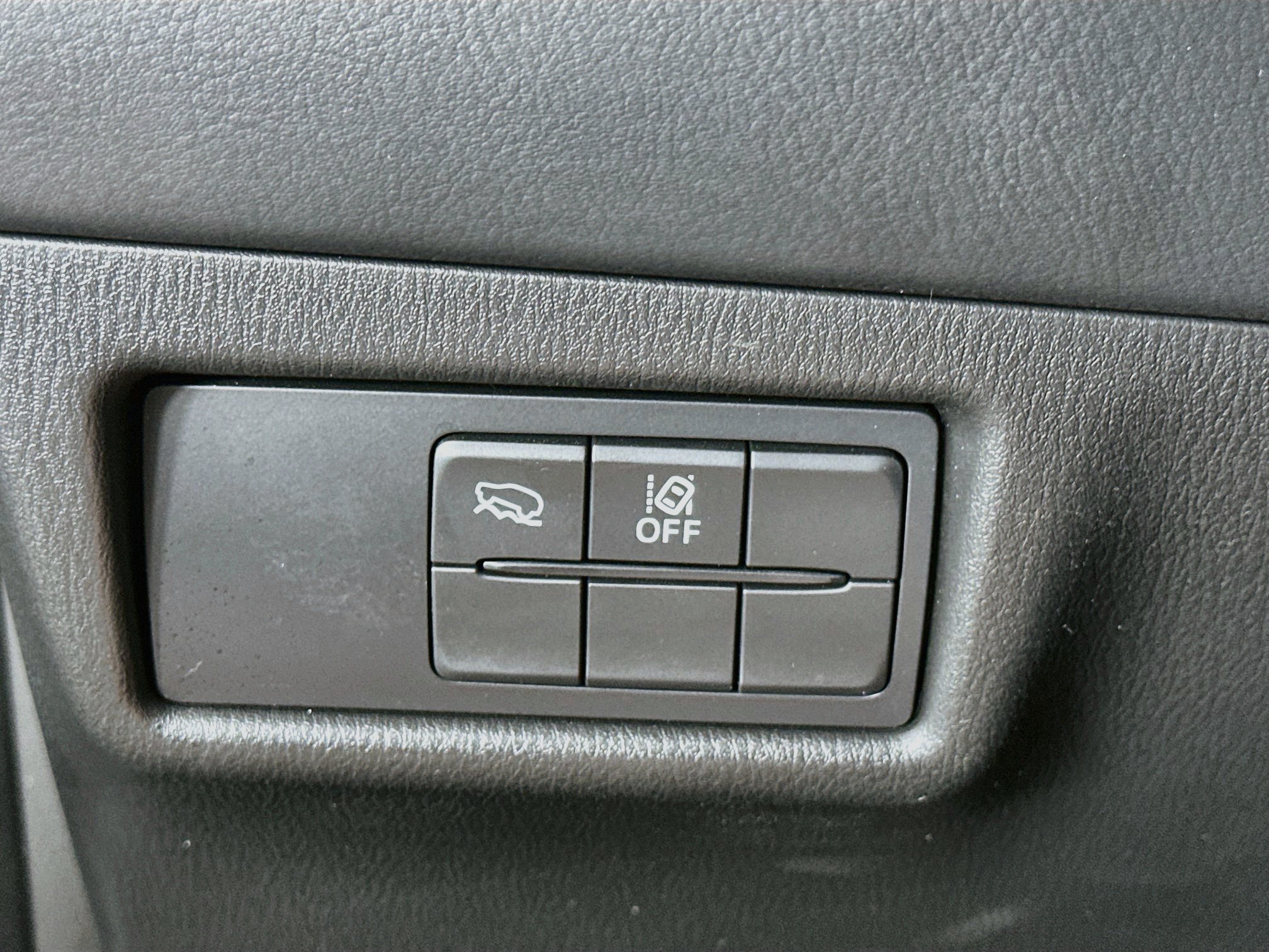 Used 2025 MAZDA CX-5 AWD 2.5 S w/ Select Package image 17