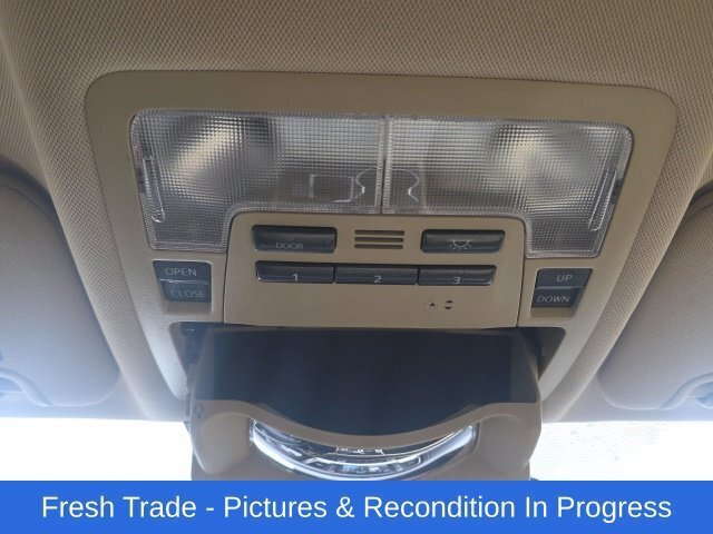 Used 2017 Toyota Highlander XLE AWD/4WD image 18