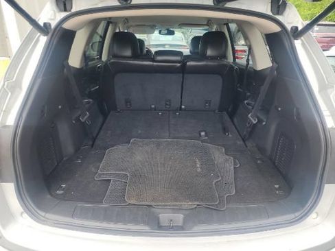 Used 2013 Nissan Pathfinder Platinum FWD image 7