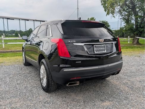 Used 2018 Cadillac XT5 AWD image 8