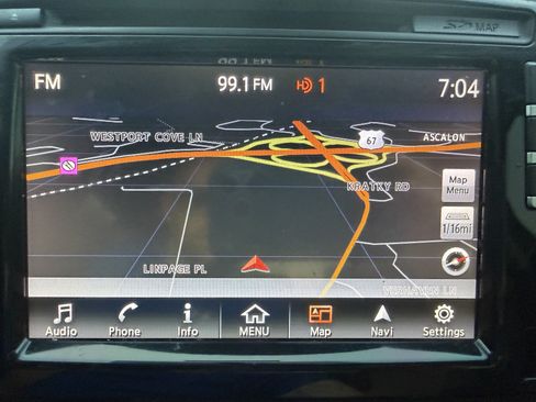 Used 2016 Nissan Maxima SR FWD image 17