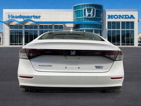New 2026 Honda Accord Touring image 4