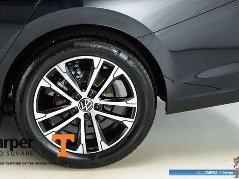 Used 2025 Volkswagen Jetta Sport FWD image 42