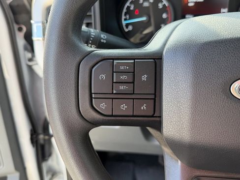 Used 2023 Ford F250 XL w/ XL Chrome Package image 18