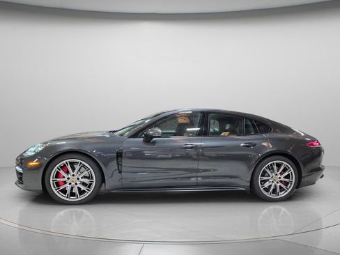 Used 2020 Porsche Panamera GTS AWD/4WD image 3