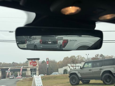 Used 2022 Ford Mustang GT Premium w/ Equipment Group 401A image 27