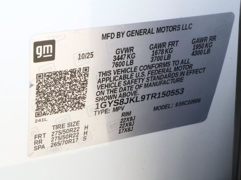 Used 2026 Cadillac Escalade ESV 2WD w/ LPO, Floor Liner Package image 30