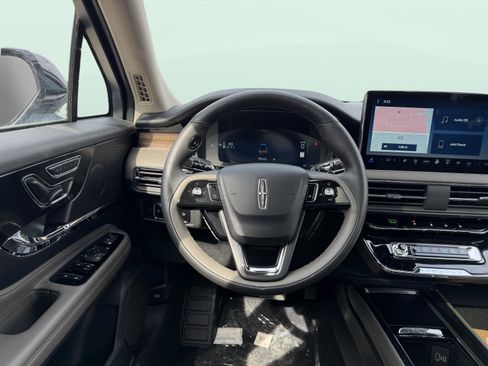 New 2026 Lincoln Corsair Reserve AWD/4WD image 14