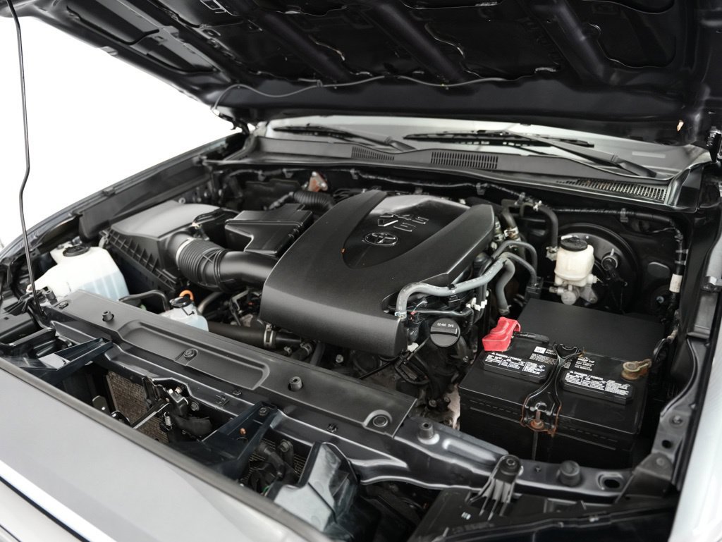 Used 2020 Toyota Tacoma Limited AWD/4WD image 55