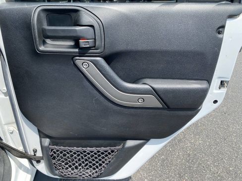 Used 2017 Jeep Wrangler Unlimited Sport w/ Quick Order Package 24S image 26