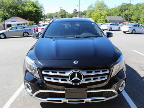 Used 2020 Mercedes-Benz GLA 250 4MATIC image 2