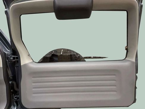 Used 2004 Suzuki XL7 LX image 20