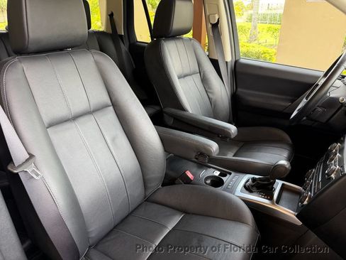Used 2014 Land Rover LR2 AWD/4WD image 36