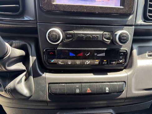 Used 2025 RAM ProMaster 2500 w/ Convenience Group FWD image 41