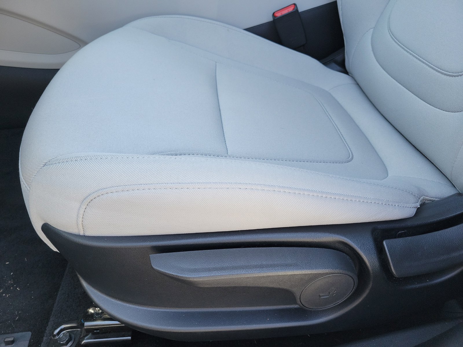 Used 2025 Hyundai Tucson SE FWD image 21