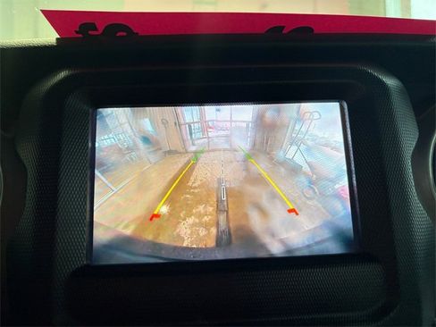 Used 2023 Jeep Wrangler Sport image 17