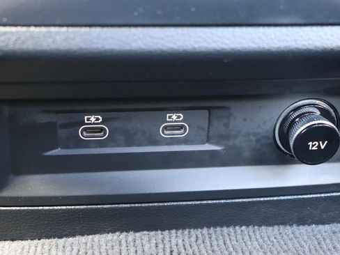 Used 2024 Audi A6 Premium Plus image 23