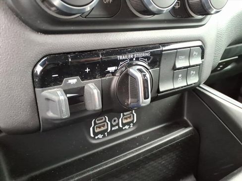 Used 2021 RAM 1500 Laramie w/ Sport Appearance Package image 14