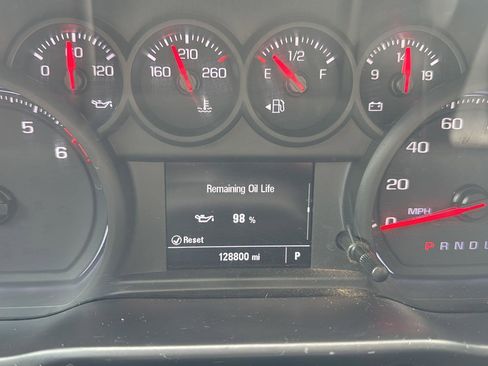 Used 2019 Chevrolet Silverado 1500 W/T w/ Trailering Package RWD image 19