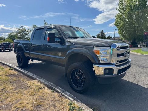 Used 2016 Ford F350 Lariat w/ Lariat Ultimate Package AWD/4WD image 4