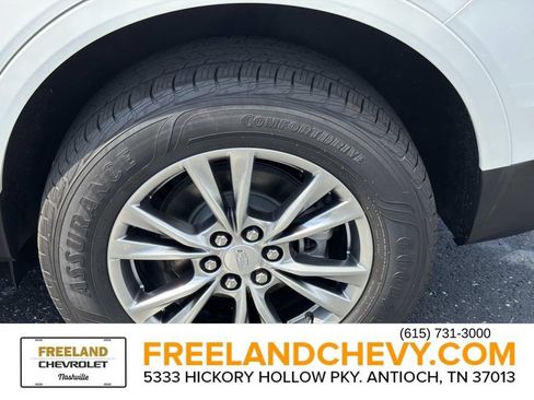Used 2022 Cadillac XT5 Premium Luxury AWD/4WD image 11