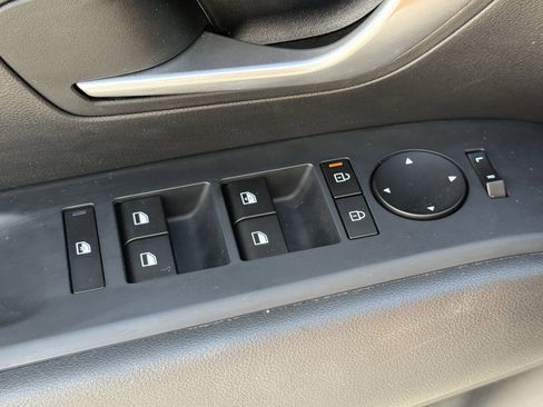 Used 2025 Hyundai Tucson SE image 28