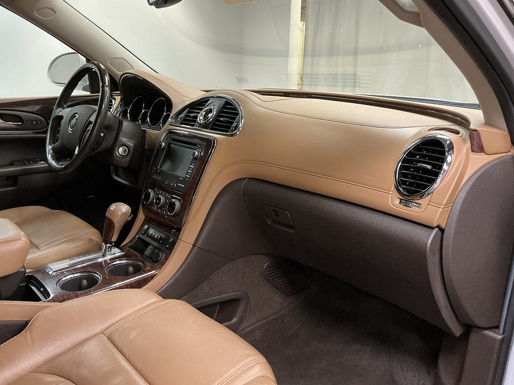 Used 2016 Buick Enclave Leather w/ Enclave Tuscan Edition AWD/4WD image 31