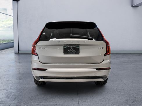 Used 2026 Volvo XC90 B6 Ultra w/ Lounge Package AWD/4WD image 4