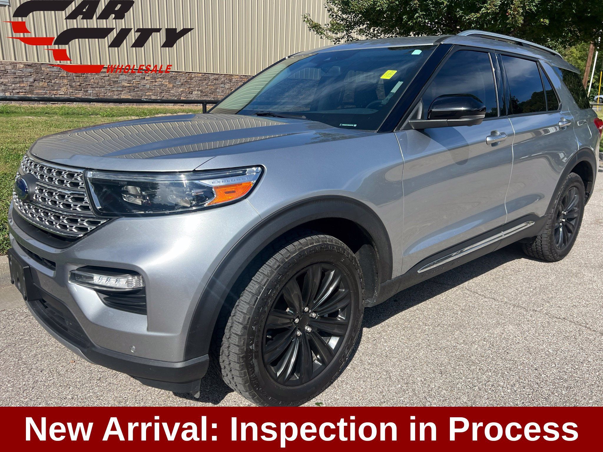 Used 2021 Ford Explorer Limited w/ Equipment Group 301A AWD/4WD image 1