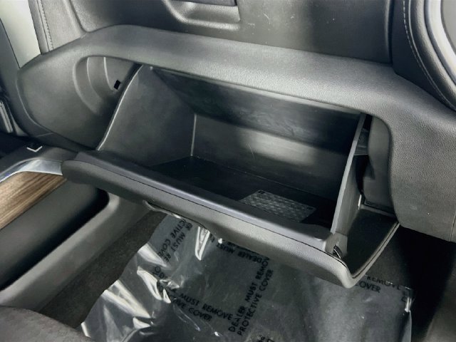 Used 2020 Chevrolet Silverado 1500 RST w/ All-Star Edition RWD image 31