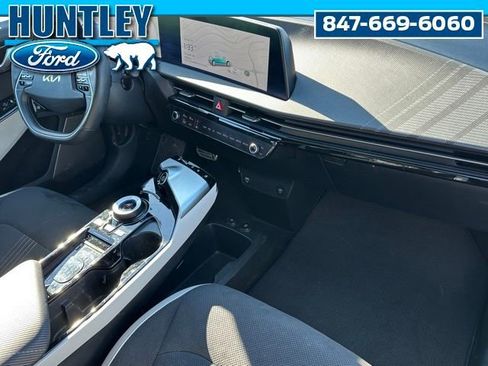 Used 2023 Kia EV6 GT-Line w/ GT-Line Suede Seat Package image 9