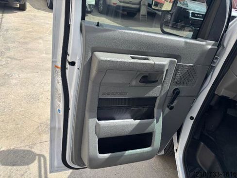 Used 2018 Ford E-350 and Econoline 350 Super Duty w/ Shuttle Bus Prep Package image 19