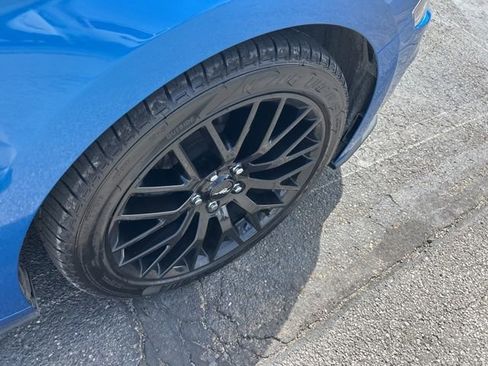 Used 2019 Ford Mustang GT w/ Ford Safe & Smart Package RWD image 18