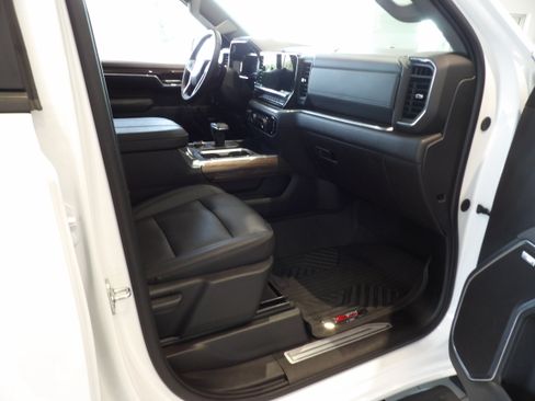 Used 2025 Chevrolet Silverado 1500 RST w/ RST All Star Premium Package AWD/4WD image 26