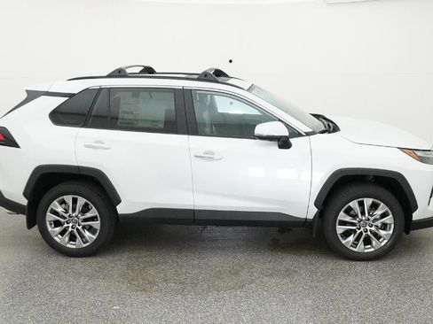 New 2025 Toyota RAV4 Limited image 11