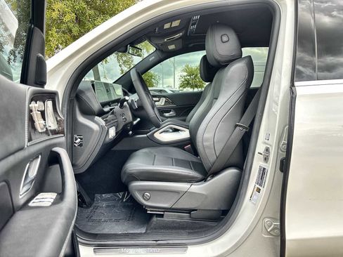 Used 2025 Mercedes-Benz GLE 350 4MATIC image 2