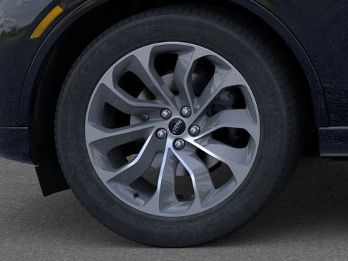 New 2026 Lincoln Aviator AWD w/ Jet Appearance Package image 19