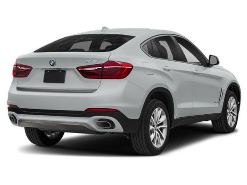Used 2019 BMW X6 sDrive35i w/ Premium Package RWD image 2