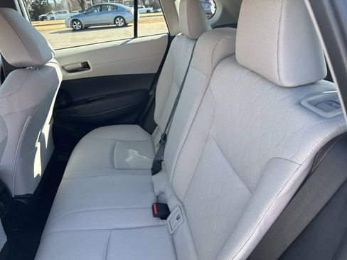 Used 2025 Toyota Corolla Cross L image 17