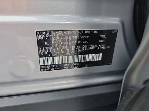 Certified 2025 Toyota RAV4 XLE AWD/4WD image 37