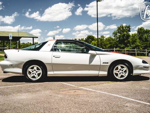 Used 1997 Chevrolet Camaro Z28 w/ Preferred Equipment Group 2 image 30