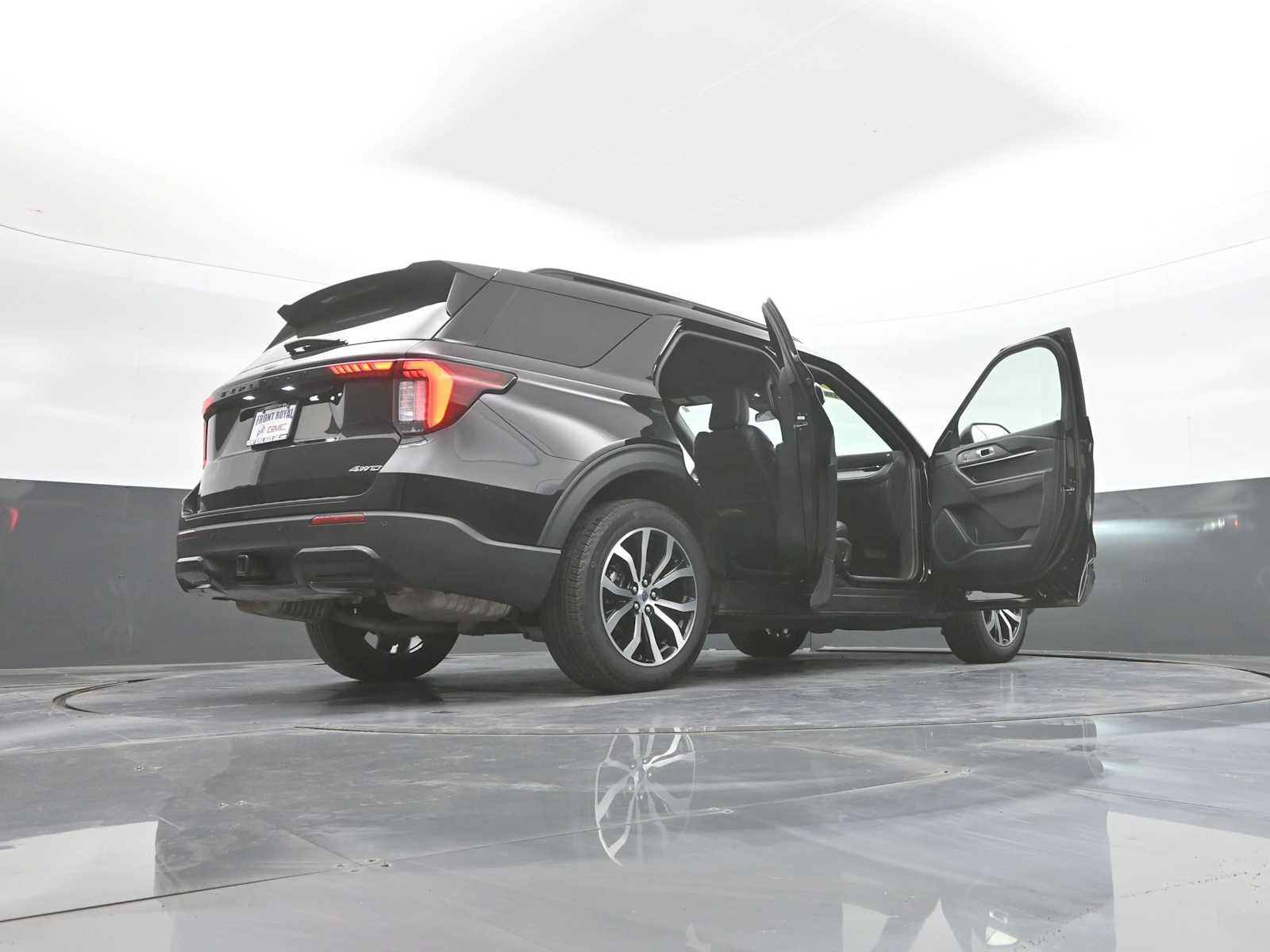 Used 2025 Ford Explorer ST-Line AWD/4WD image 53