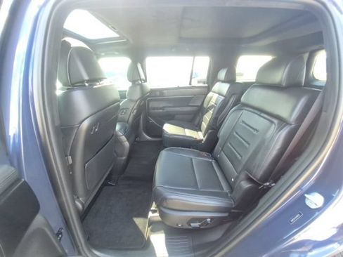 Used 2025 Hyundai Santa Fe Calligraphy AWD/4WD image 13