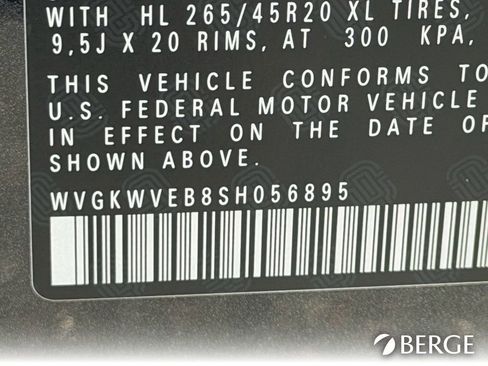 Used 2025 Volkswagen ID. Buzz Pro S Plus RWD image 37