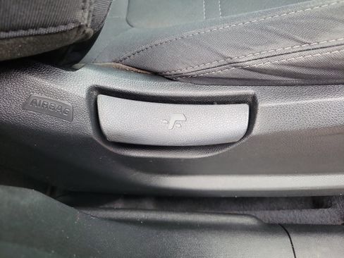 Used 2020 Kia Sorento L image 9