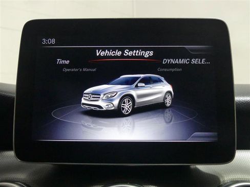 Used 2019 Mercedes-Benz GLA 250 4MATIC image 43