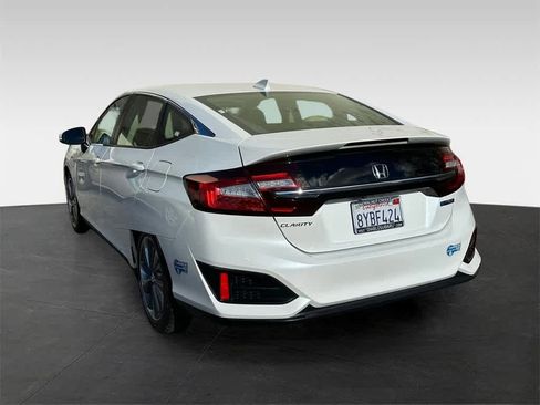 Used 2021 Honda Clarity Plug-In Hybrid image 4