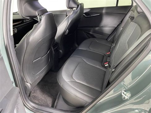 Used 2023 Kia Niro Wave image 13